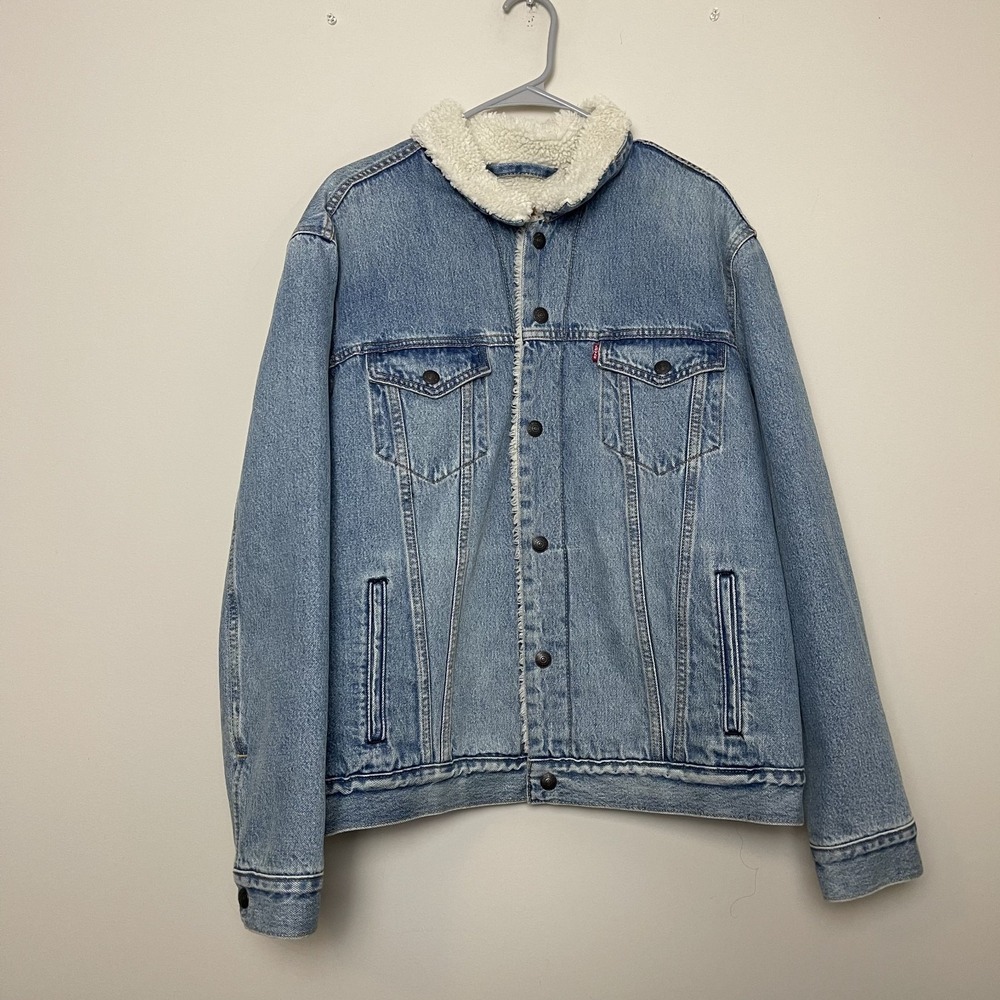 Levis Type Iii Sherpa Trucker Medium Wash Denim Button Collared Jacket Women's L